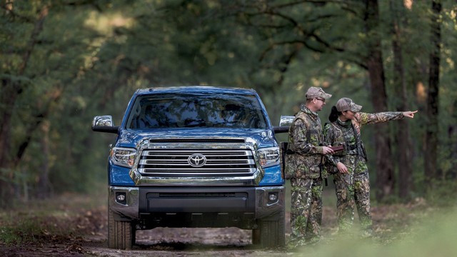 Toyota sắp ra mắt bán tải hoàn toàn mới