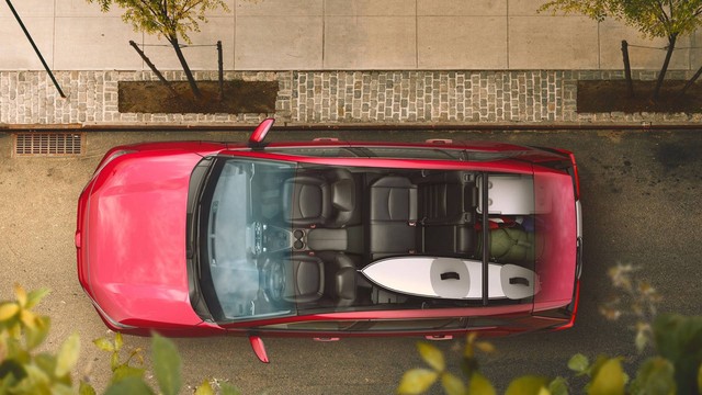Ra mắt Toyota RAV4 hoàn toàn mới: Đối trọng của Honda CR-V - Ảnh 4.