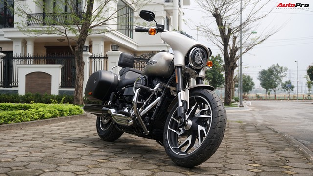 Trải nghiệm Harley-Davidson Sport Glide: Chỉ thiếu 2 bánh để trở thành ô tô - Ảnh 3.