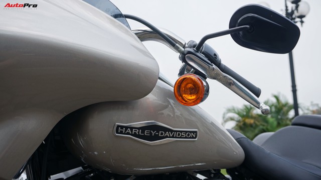 Trải nghiệm Harley-Davidson Sport Glide: Chỉ thiếu 2 bánh để trở thành ô tô - Ảnh 6.