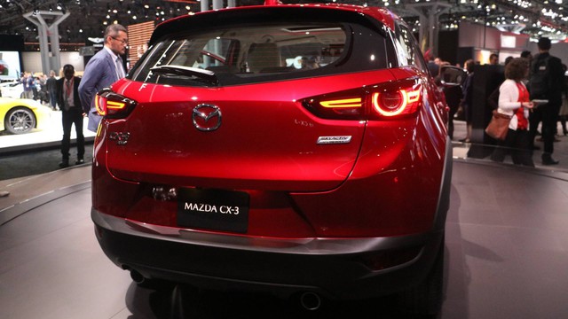 Mazda CX-3 bất ngờ được nâng cấp - Ảnh 3.