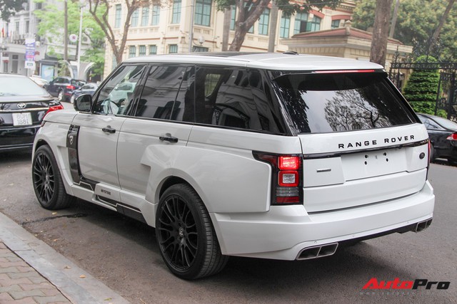 SUV hạng sang Range Rover độ bodykit hầm hố trên phố Hà Nội - Ảnh 12. SUV hạng sang Range Rover độ bodykit hầm hố trên phố Hà Nội - Ảnh 12.