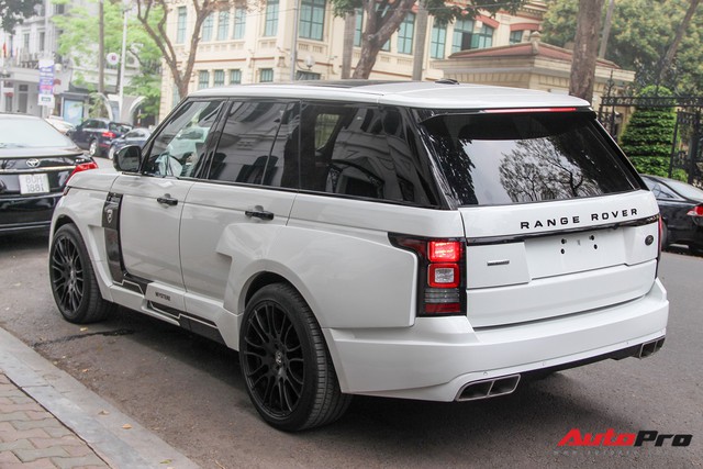 SUV hạng sang Range Rover độ bodykit hầm hố trên phố Hà Nội - Ảnh 12.