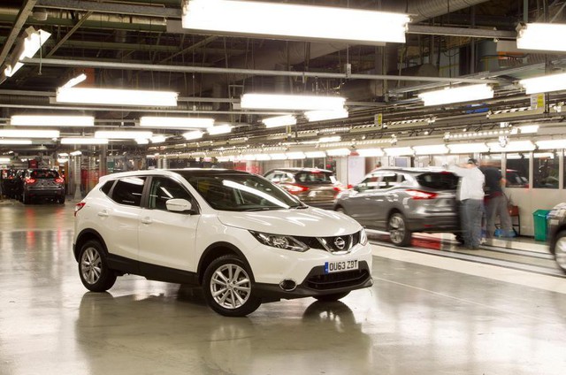 Nissan hợp nhất Renault: Hãng xe Nhật-Pháp ra đời để đấu Toyota, VW - Ảnh 2.