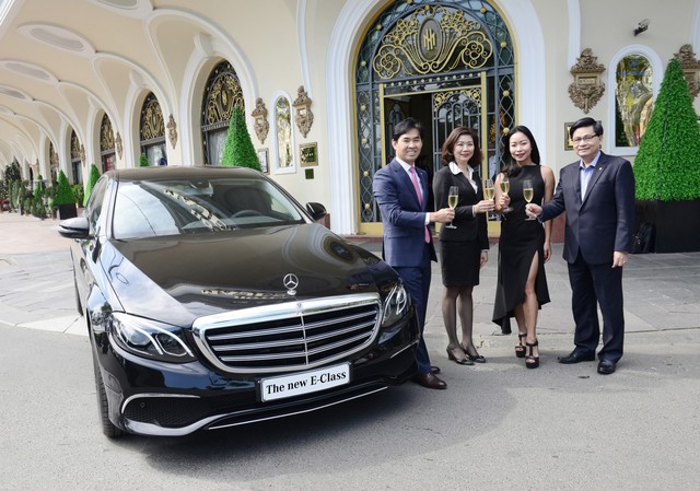 Khách sạn Sài Gòn mạnh tay sắm Mercedes-Benz E200 phục vụ khách hàng - Ảnh 3.