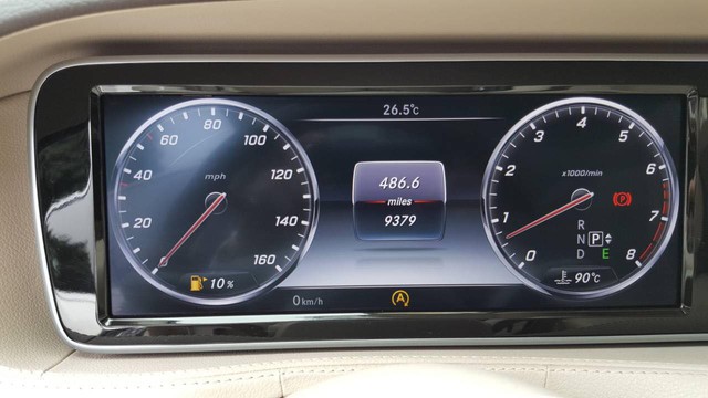 Đi hơn 15.000km, Mercedes-Benz S400 2015 được rao bán lại giá 3,1 tỷ đồng - Ảnh 12. Đi hơn 15.000km, Mercedes-Benz S400 2015 được rao bán lại giá 3,1 tỷ đồng - Ảnh 12.