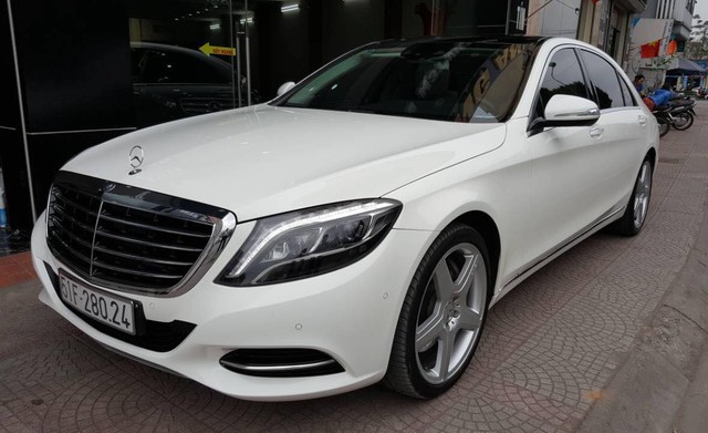 Đi hơn 15.000km, Mercedes-Benz S400 2015 được rao bán lại giá 3,1 tỷ đồng - Ảnh 1.