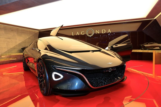 Aston Martin Lagonda Vision Concept - Khi xe thể thao có thể tự lái - Ảnh 10.