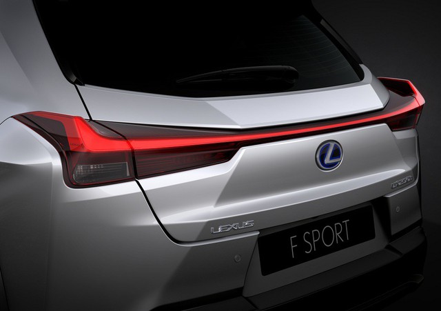 Lexus UX - Câu trả lời của người Nhật với BMW X1 - Ảnh 4. Lexus UX - Câu trả lời của người Nhật với BMW X1 - Ảnh 4.