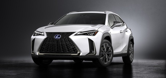 Lexus UX - Câu trả lời của người Nhật với BMW X1 - Ảnh 1.