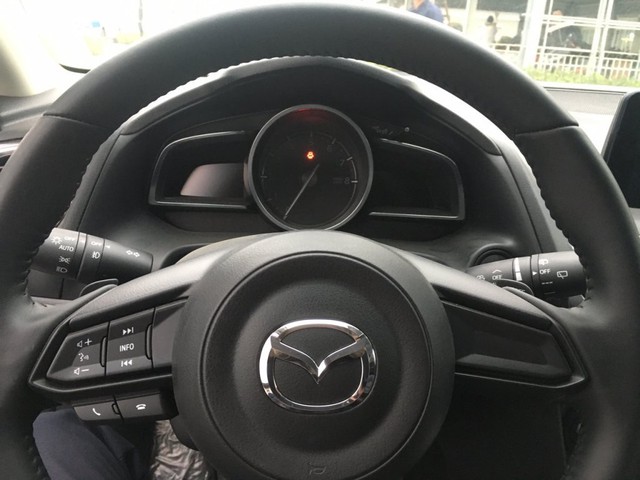 Người dùng đánh giá Mazda3 nhập Nhật: “Lái sướng nhưng vẫn ồn” - Ảnh 2.