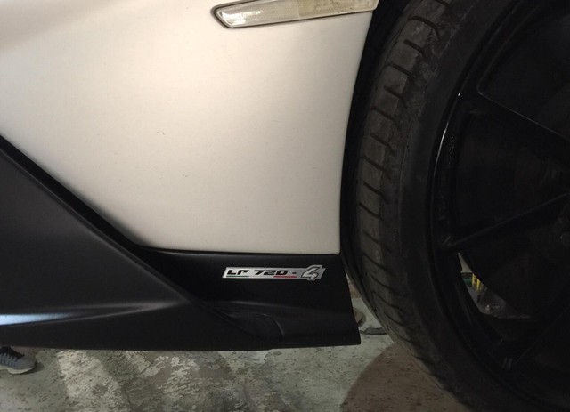 Lamborghini Aventador độ bodykit bản đặc biệt bất ngờ xuất hiện tại Hà Nội - Ảnh 4.