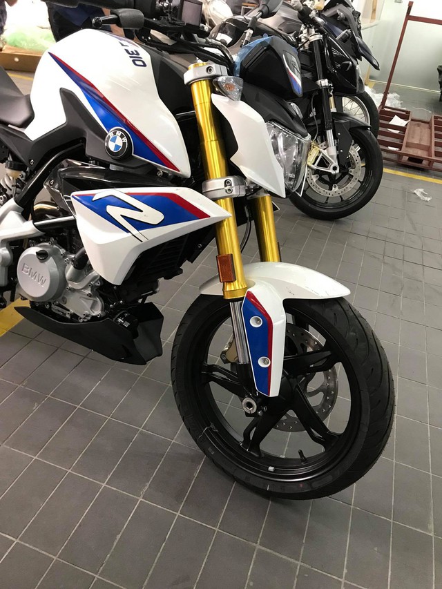 BMW G310R đã có mặt tại đại lý ở Hà Nội, chưa có giá bán chính thức - Ảnh 1.