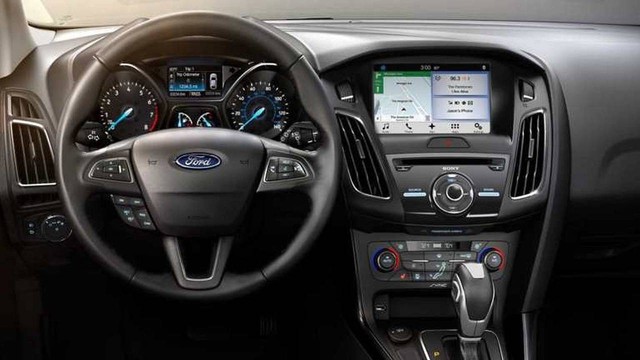 So sánh Ford Focus 2018 vs 2019: Đổi mới toàn diện - Ảnh 7.