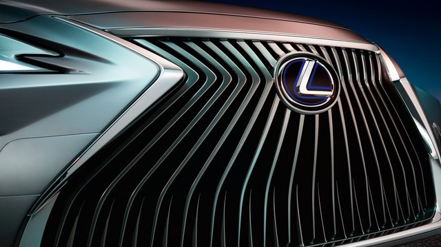 Lexus chính thức nhá hàng đối thủ của "Mẹc E"