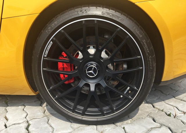 Lốp nào phù hợp với các bài thử địa hình của Mercedes-Benz? - Ảnh 3. Lốp nào phù hợp với các bài thử địa hình của Mercedes-Benz? - Ảnh 3.