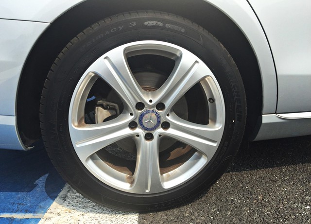 Lốp nào phù hợp với các bài thử địa hình của Mercedes-Benz? - Ảnh 2. Lốp nào phù hợp với các bài thử địa hình của Mercedes-Benz? - Ảnh 2.