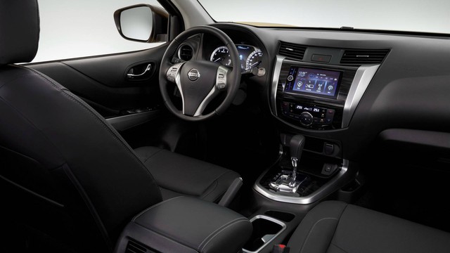 Nissan Terra - SUV 5 chỗ tham vọng cạnh tranh Toyota Fortuner - Ảnh 9. Nissan Terra - SUV 5 chỗ tham vọng cạnh tranh Toyota Fortuner - Ảnh 9.