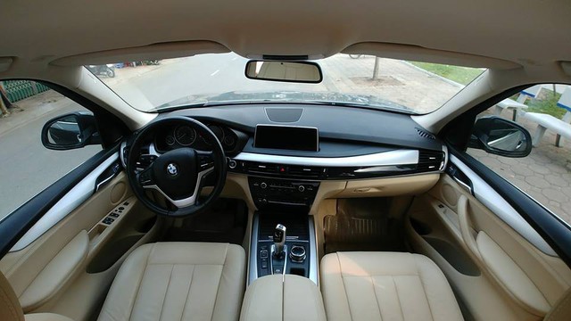 BMW X5 đi 4 năm khấu hao bằng một chiếc BMW 320i mới của THACO phân phối - Ảnh 2.