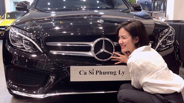 Ca sỹ Phương Ly tậu Mercedes-Benz C300 AMG gần 2 tỷ đồng