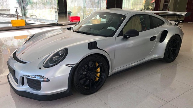 Ông trùm cafe Trung Nguyên tậu Porsche 911 GT3 RS thứ 2 tại Việt Nam