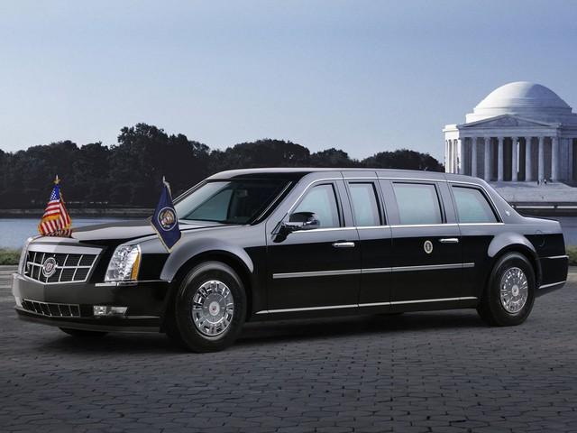 Siêu limousine Cadillac chống đạn mới của Tổng thống Trump chuẩn bị trình làng - Ảnh 1.