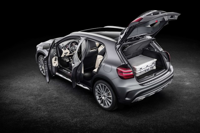 Mercedes-Benz cân nhắc phiên bản SUV lai coupe cho GLA để cạnh tranh BMW X2 - Ảnh 1.