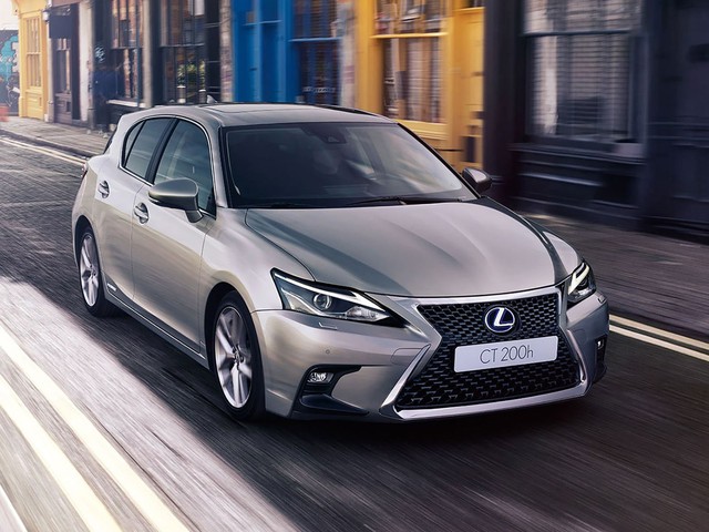 Lexus đẩy CT sang phân khúc mới - Ảnh 1.