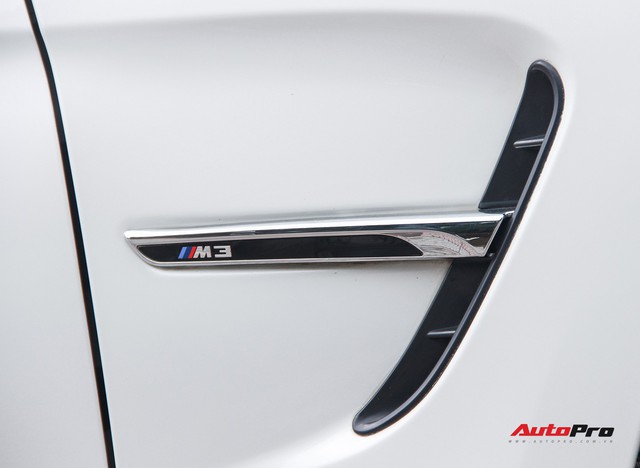 BMW 320i 2016 độ gần 300 triệu được rao bán lại giá 1,439 tỷ đồng - Ảnh 14.