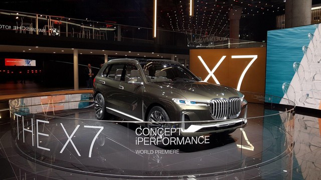 BMW dần vắng mặt triển lãm xe truyền thống, hướng tới sự kiện công nghệ - Ảnh 1.