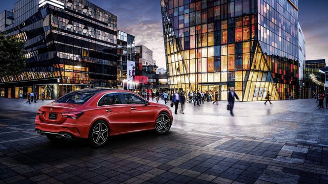 Mercedes-Benz A-Class sedan chính thức lộ diện - Ảnh 2. Mercedes-Benz A-Class sedan chính thức lộ diện - Ảnh 2.