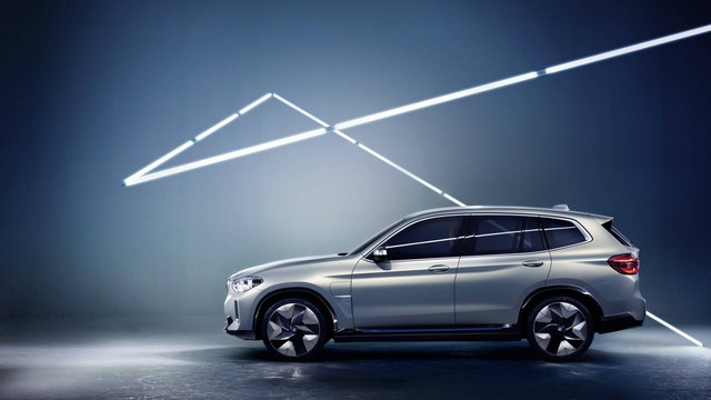 BMW iX3 Concept: Hướng đi tương lai của BMW - Ảnh 1.
