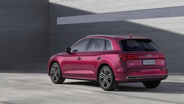 Audi Q5 L ra mắt: SUV sang cho ông chủ ngồi hàng sau - Ảnh 4.