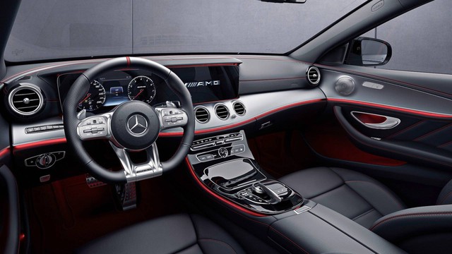 Mercedes-Benz E-Class ra mắt phiên bản mới cho người thích hiệu suất cao - Ảnh 2.