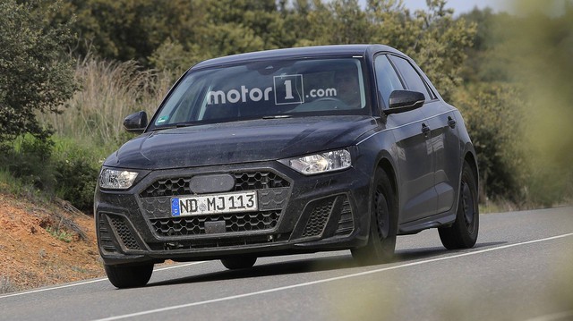 Audi A1 2019 "trần trụi" trước ngày ra mắt