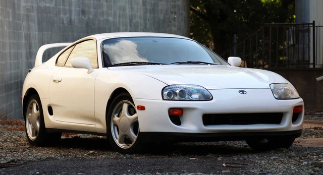 Điều gì làm nên mức giá khó tin hơn 80.000 USD cho chiếc Toyota Supra 1994 này? - Ảnh 1.