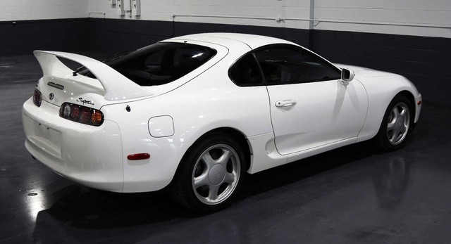 Điều gì làm nên mức giá khó tin hơn 80.000 USD cho chiếc Toyota Supra 1994 này? - Ảnh 6.