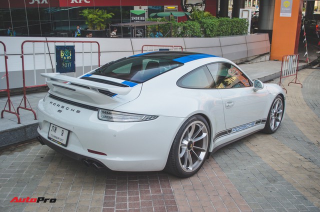 Dàn xe thể thao Porsche sặc sỡ như tắc kè hoa tụ tập tại Bangkok - Ảnh 28.