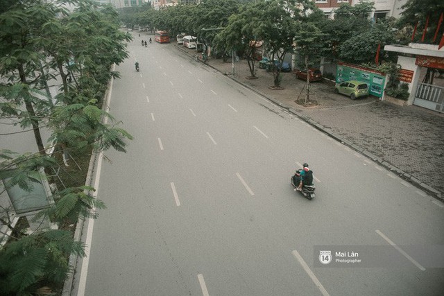  Có một Hà Nội vắng vẻ, bình yên, không còi xe của những ngày nghỉ lễ! - Ảnh 1.