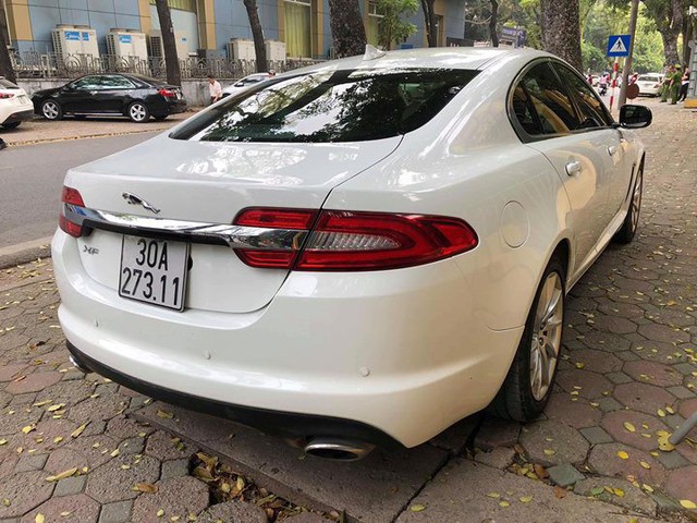 Lăn bánh hơn 33.000km, xế sang Jaguar XF 2014 được bán lại giá 1,45 tỷ đồng - Ảnh 4.