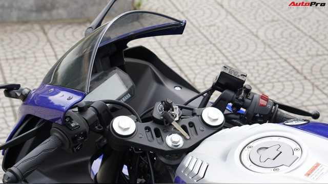 Đánh giá Yamaha R15 sau một tuần sử dụng: Sportbike đáng mua - Ảnh 9.