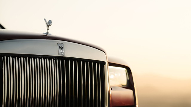 Ra mắt Rolls-Royce Cullinan: SUV 3 khoang xa hoa nhất thế giới - Ảnh 6.