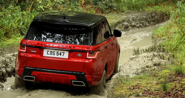 Range Rover Sport 2018 đầu tiên về Việt Nam theo dạng tư nhân - Ảnh 6. Range Rover Sport 2018 đầu tiên về Việt Nam theo dạng tư nhân - Ảnh 6.