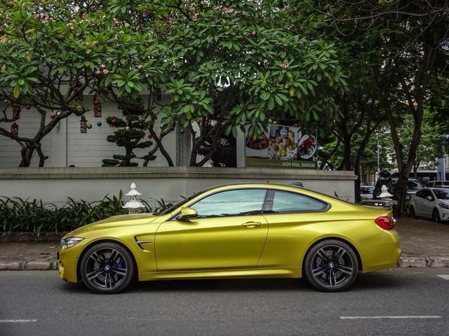 Sau 7 tháng đi 12.000km, BMW M4 chính hãng mất giá hơn 1,2 tỷ đồng - Ảnh 4.