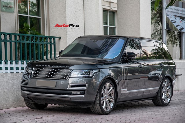 Trào lưu chơi xe 2 màu phong cách Range Rover SVAutobiography của dân chơi Việt - Ảnh 1.