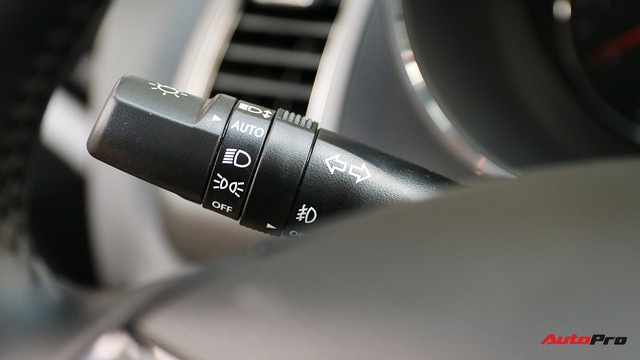 Giá thấp hơn nhưng Kia Cerato lại có những trang bị “ăn đứt” Toyota Vios - Ảnh 3. Giá thấp hơn nhưng Kia Cerato lại có những trang bị “ăn đứt” Toyota Vios - Ảnh 3.