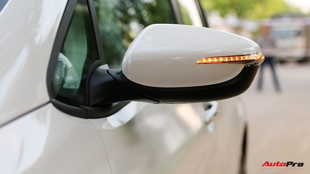 Giá thấp hơn nhưng Kia Cerato lại có những trang bị “ăn đứt” Toyota Vios - Ảnh 5. Giá thấp hơn nhưng Kia Cerato lại có những trang bị “ăn đứt” Toyota Vios - Ảnh 5.