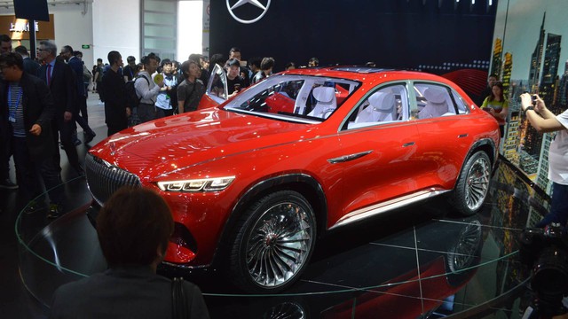 SUV đầu tiên của Mercedes-Maybach sẽ trang bị hệ thống treo siêu tiên tiến - Ảnh 1.