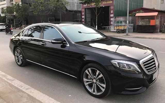 Mercedes-Benz S500 đi hơn 64.000km rao bán lại giá 3,33 tỷ đồng tại Hà Nội - Ảnh 1.