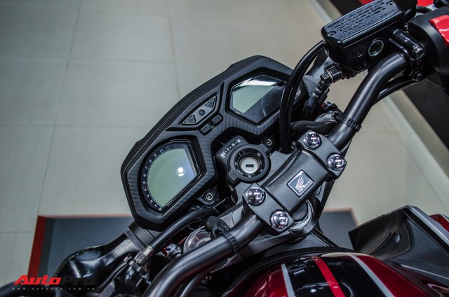 Honda CB650F giá 226 triệu đồng có gì để thuyết phục biker Việt? - Ảnh 3. Honda CB650F giá 226 triệu đồng có gì để thuyết phục biker Việt? - Ảnh 3.